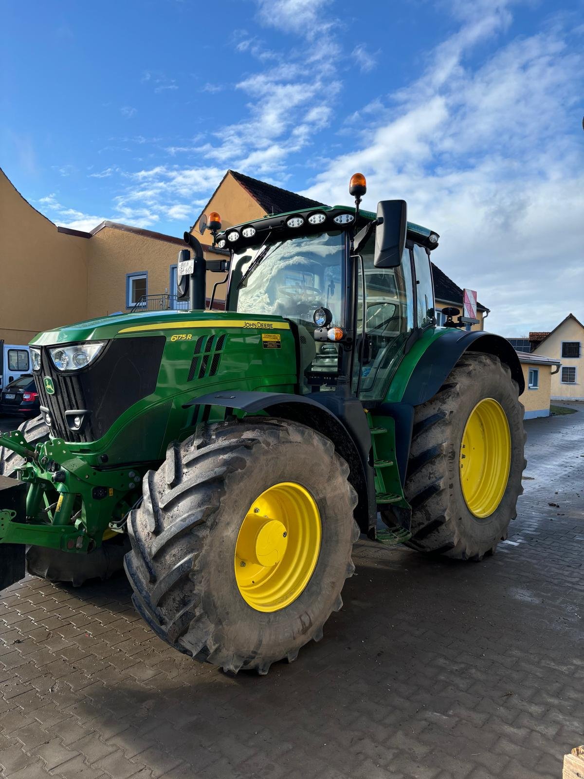 Traktor del tipo John Deere 6175R, Gebrauchtmaschine In Leutershausen (Immagine 1)