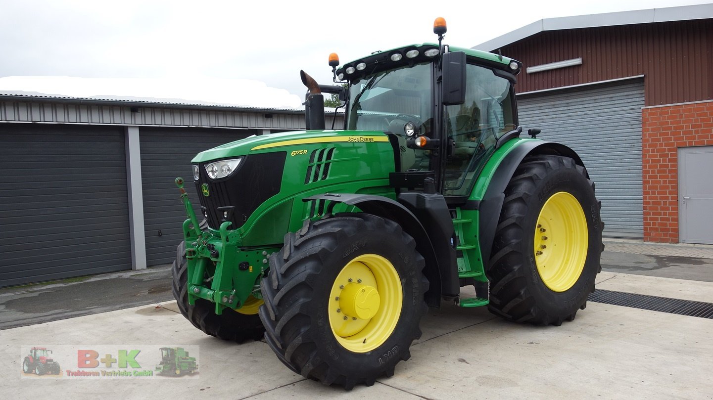 Traktor van het type John Deere 6175R, Gebrauchtmaschine in Kettenkamp (Foto 1)