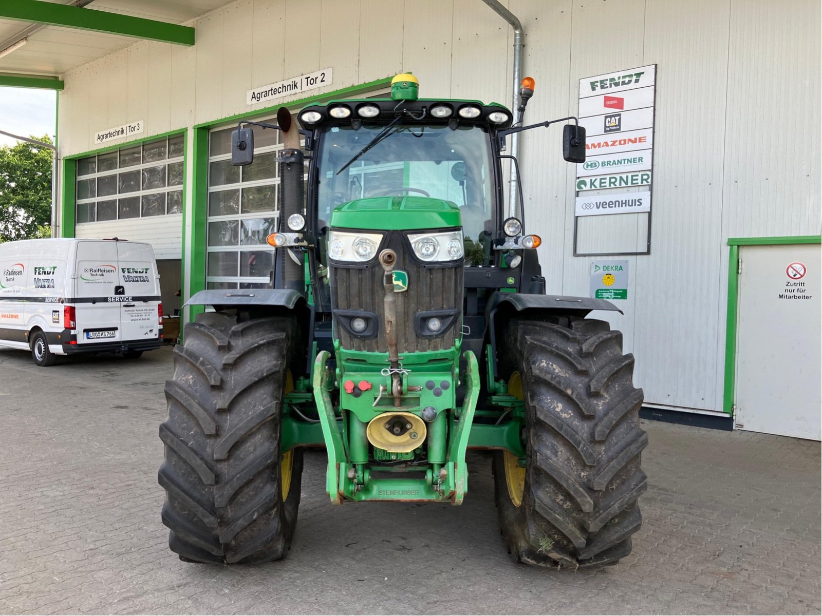 Traktor Türe ait John Deere 6190 R, Gebrauchtmaschine içinde Bützow (resim 7)