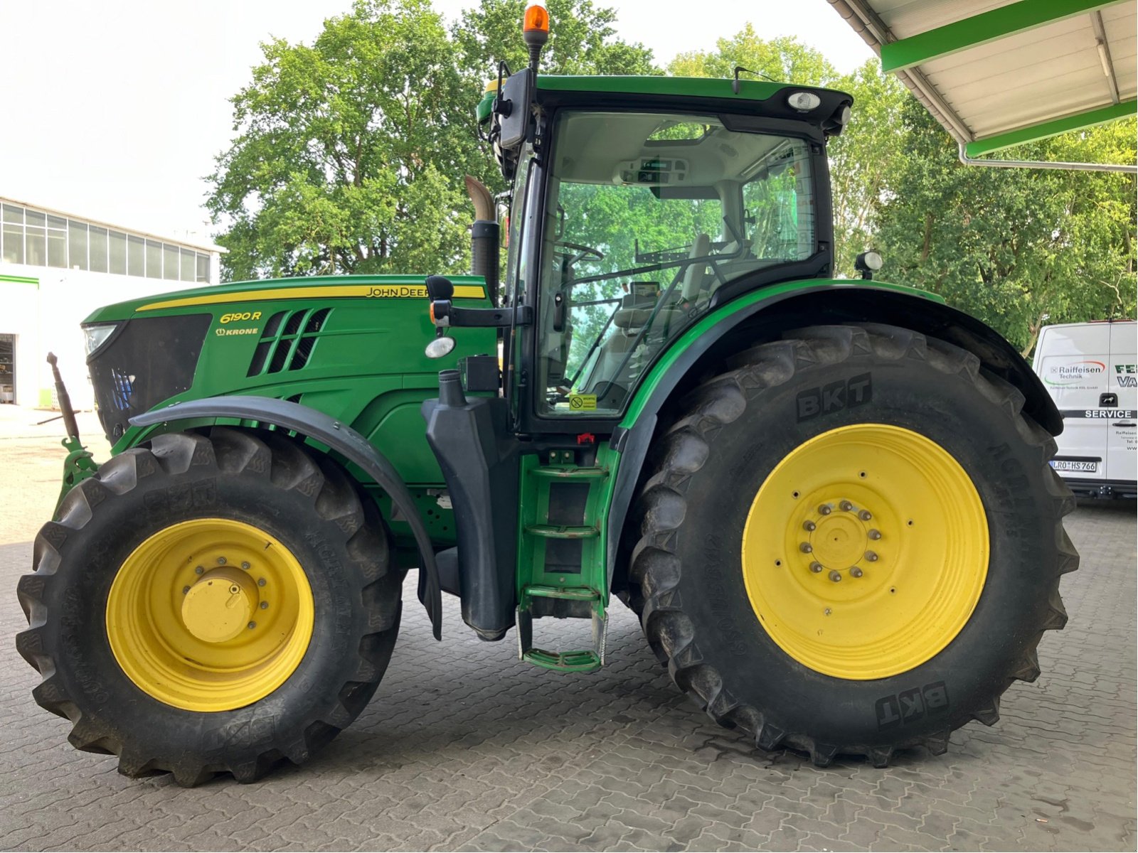 Traktor del tipo John Deere 6190 R, Gebrauchtmaschine In Bützow (Immagine 12)