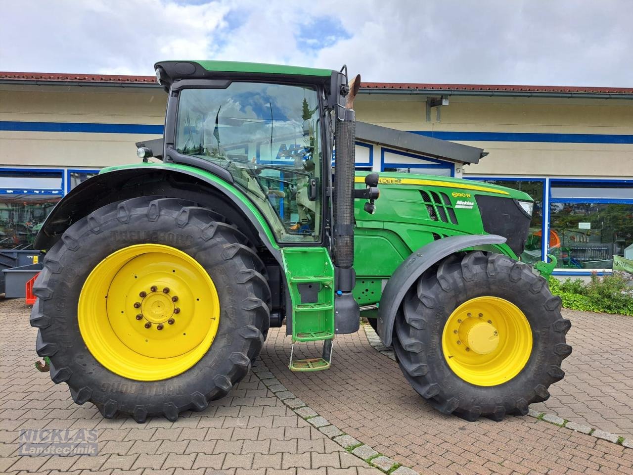 Traktor des Typs John Deere 6190R AutoPowr, Gebrauchtmaschine in Schirradorf (Bild 2)