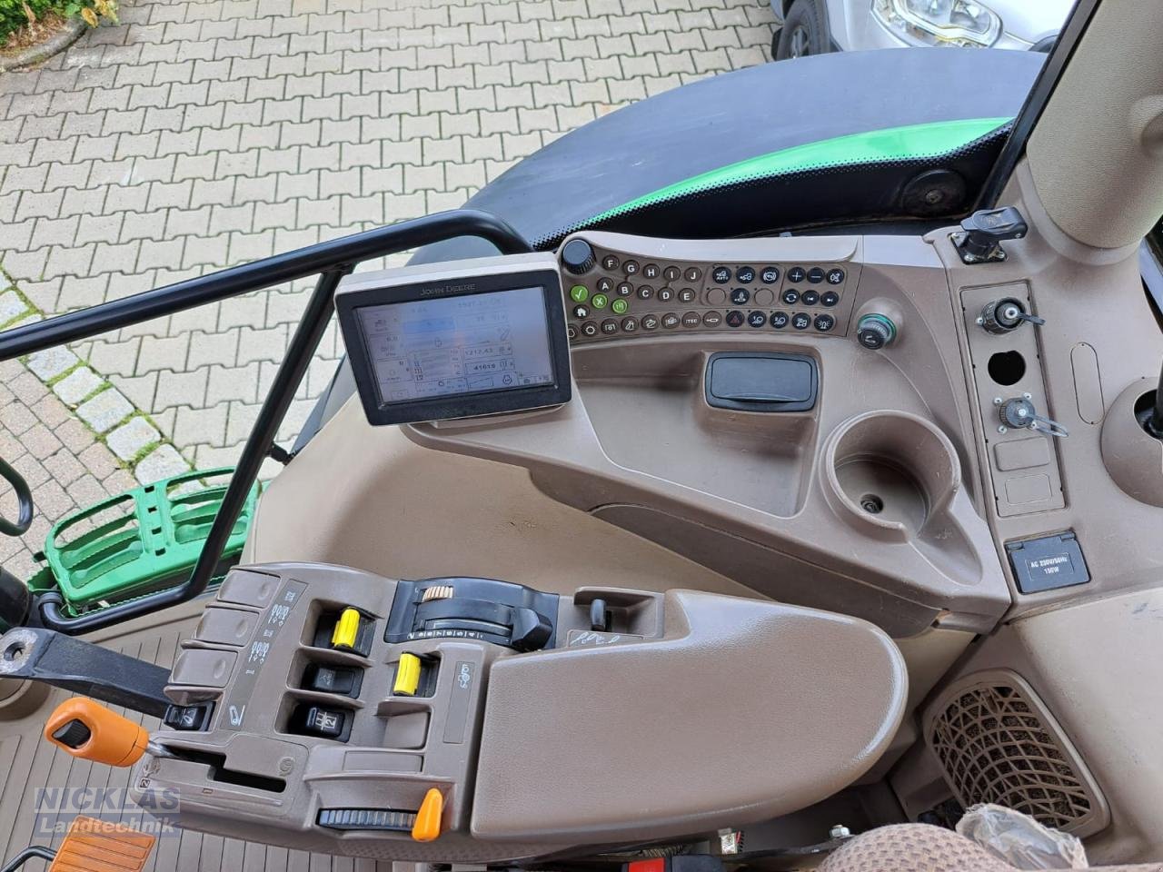 Traktor a típus John Deere 6190R AutoPowr, Gebrauchtmaschine ekkor: Schirradorf (Kép 9)