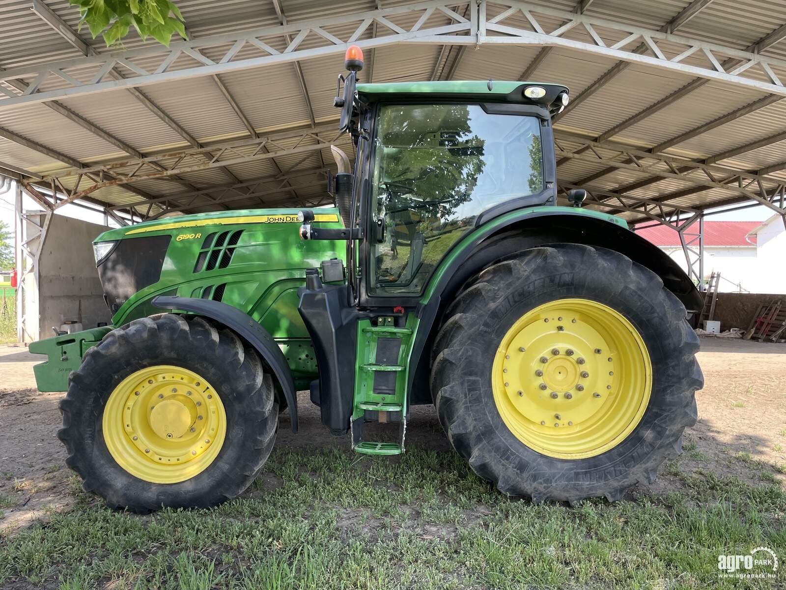 Traktor tipa John Deere 6190R, Gebrauchtmaschine u Csengele (Slika 2)