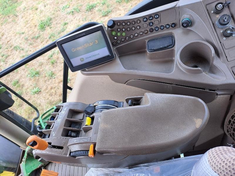 Traktor of the type John Deere 6190R, Gebrauchtmaschine in SAINT GENEST D'AMBIERE (Picture 10)