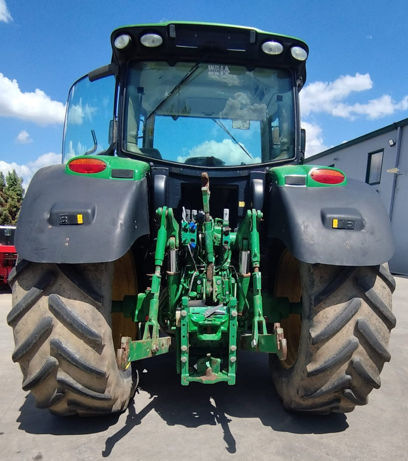 Traktor типа John Deere 6190R, Gebrauchtmaschine в Orţişoara (Фотография 6)