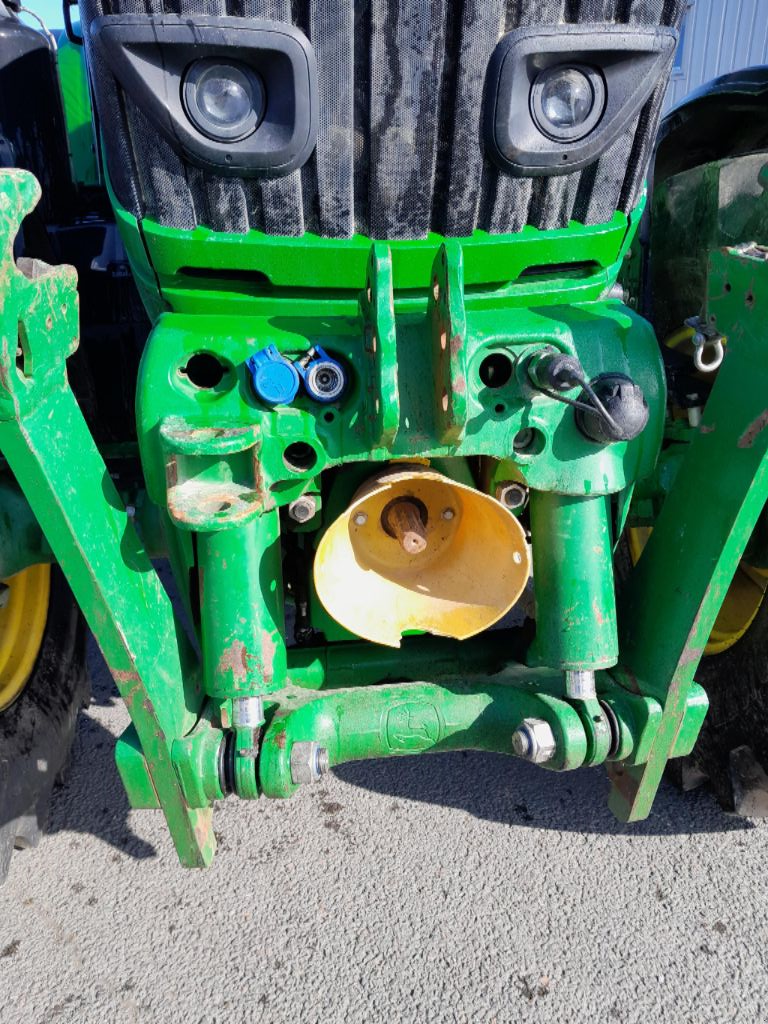 Traktor van het type John Deere 6195 M, Gebrauchtmaschine in BAZOGES EN PAREDS (Foto 10)