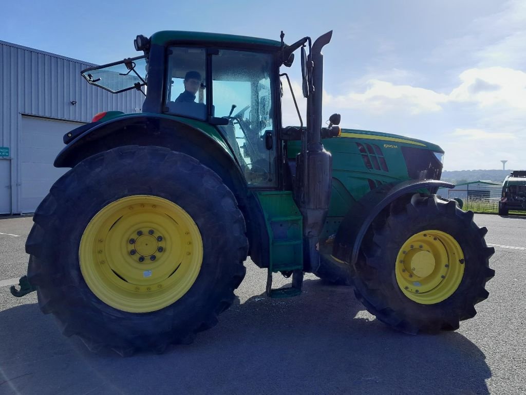 Traktor des Typs John Deere 6195 M, Gebrauchtmaschine in BAZOGES EN PAREDS (Bild 3)