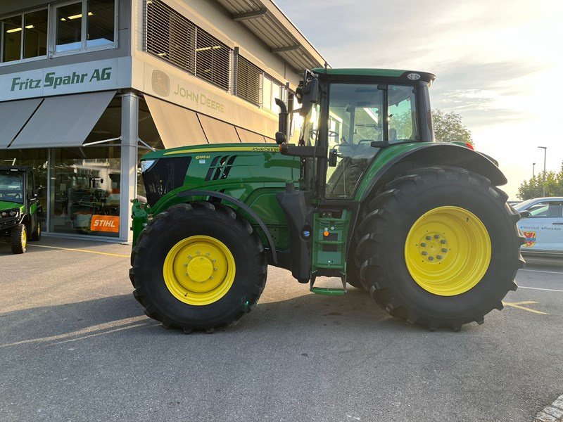 Traktor Türe ait John Deere 6195 M, Neumaschine içinde Lengnau (resim 1)