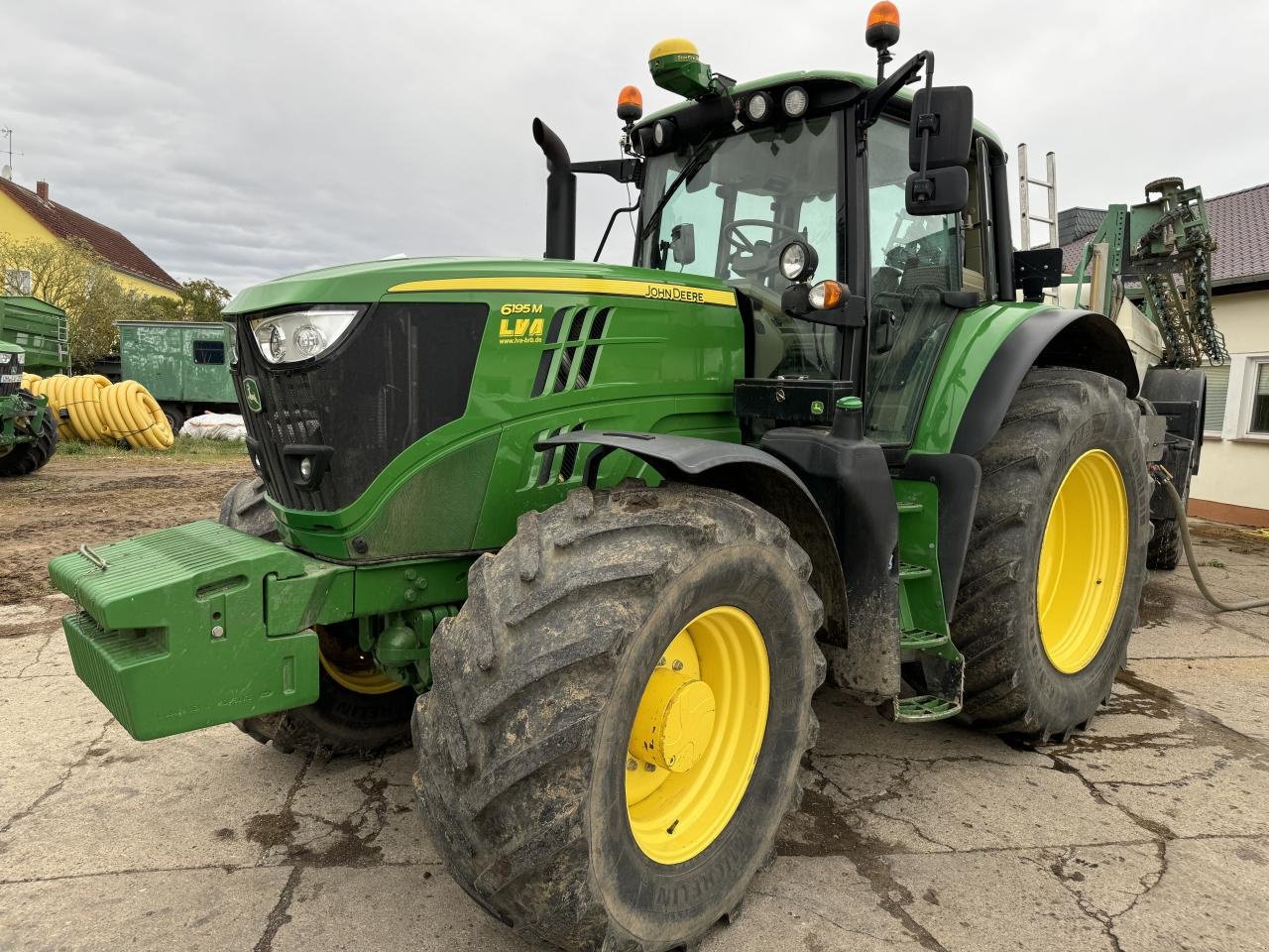 Traktor des Typs John Deere 6195 M, Gebrauchtmaschine in Könnern (Bild 1)