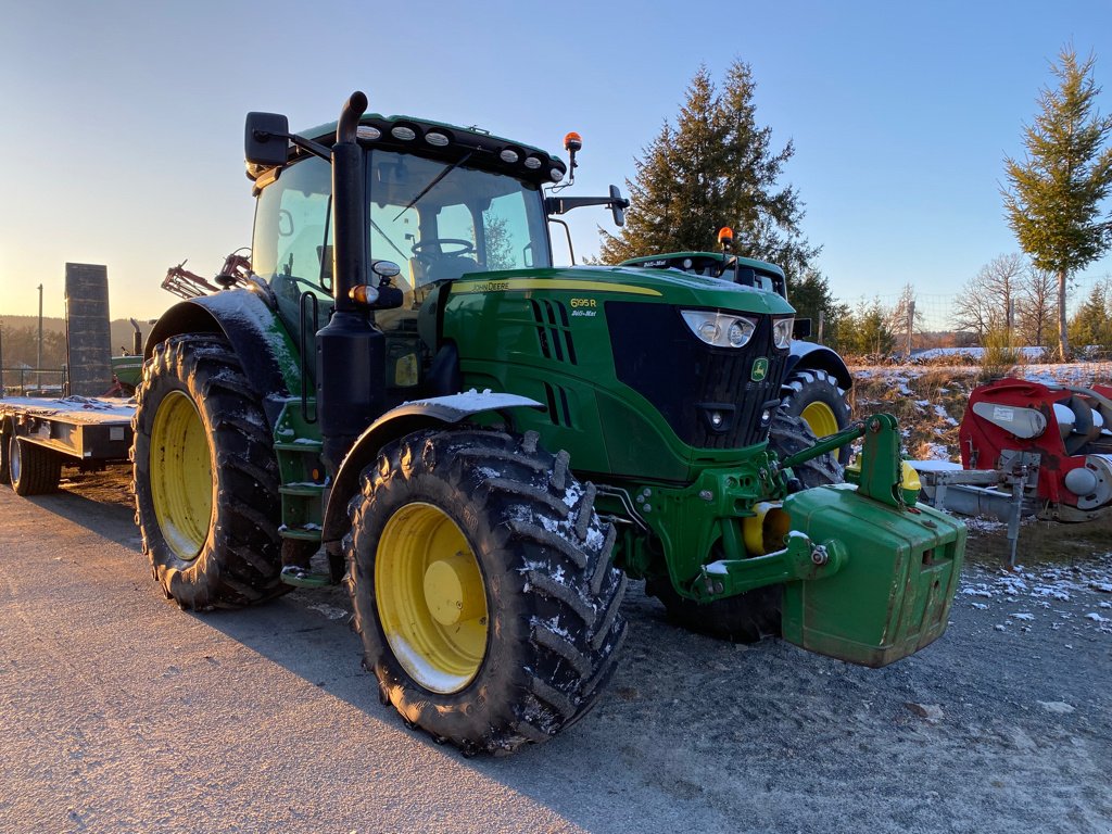 Traktor van het type John Deere 6195 R AUTOTRAC, Gebrauchtmaschine in MEYMAC (Foto 2)