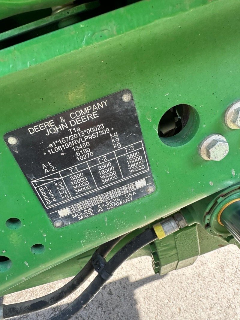 Traktor des Typs John Deere 6195 R, Gebrauchtmaschine in Wanderup (Bild 3)