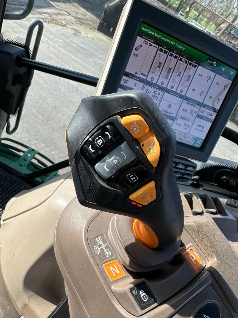 Traktor des Typs John Deere 6195 R, Gebrauchtmaschine in Wanderup (Bild 10)