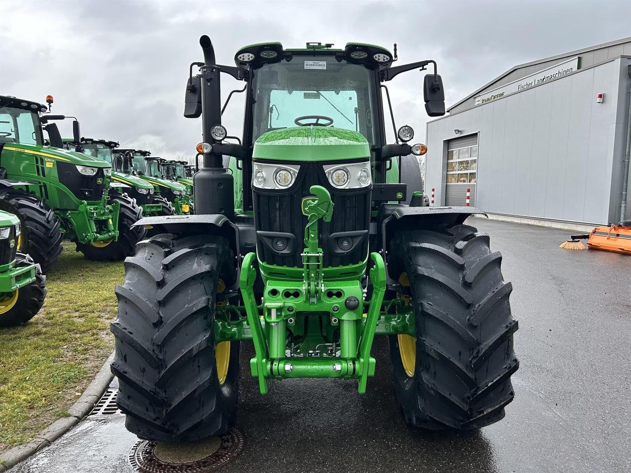 Traktor des Typs John Deere 6195M AQ Aktion, Neumaschine in Niederkirchen (Bild 2)