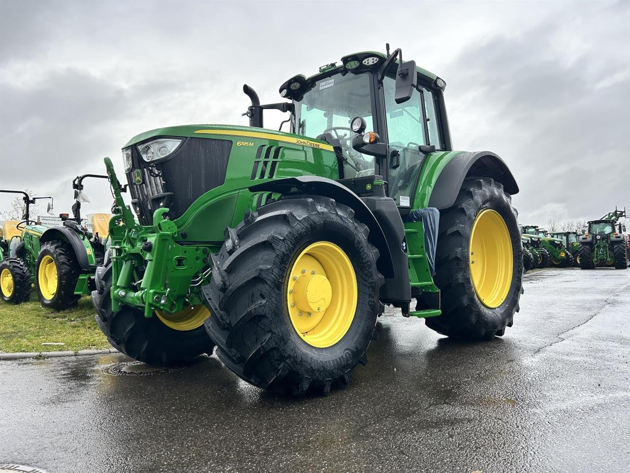 Traktor от тип John Deere 6195M AQ, Neumaschine в Niederkirchen (Снимка 3)