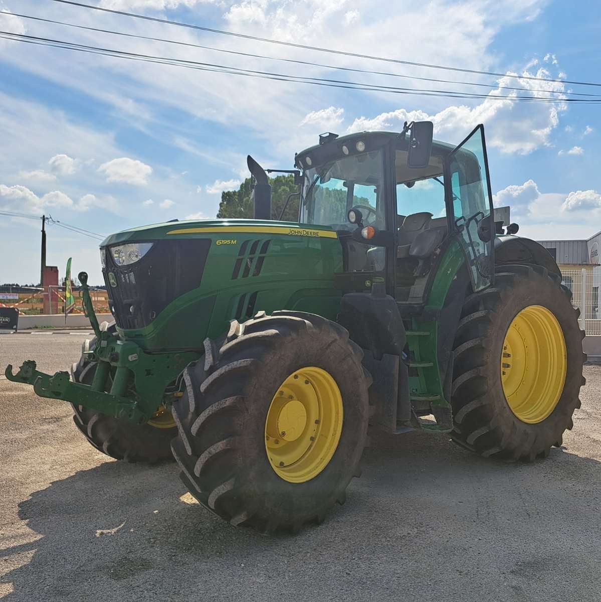 Traktor Türe ait John Deere 6195M, Gebrauchtmaschine içinde UCHAUD (resim 4)