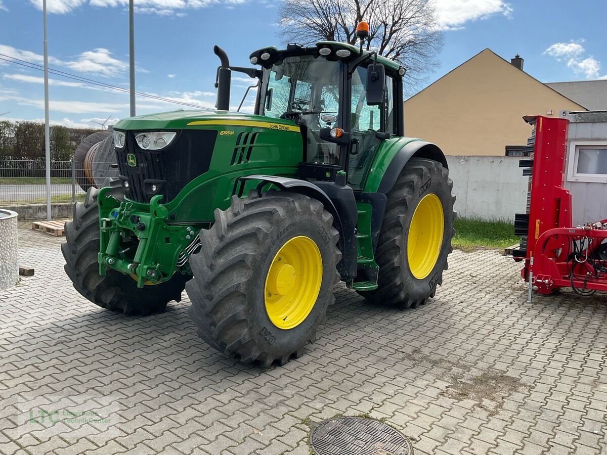 Traktor of the type John Deere 6195M, Gebrauchtmaschine in Korneuburg (Picture 1)