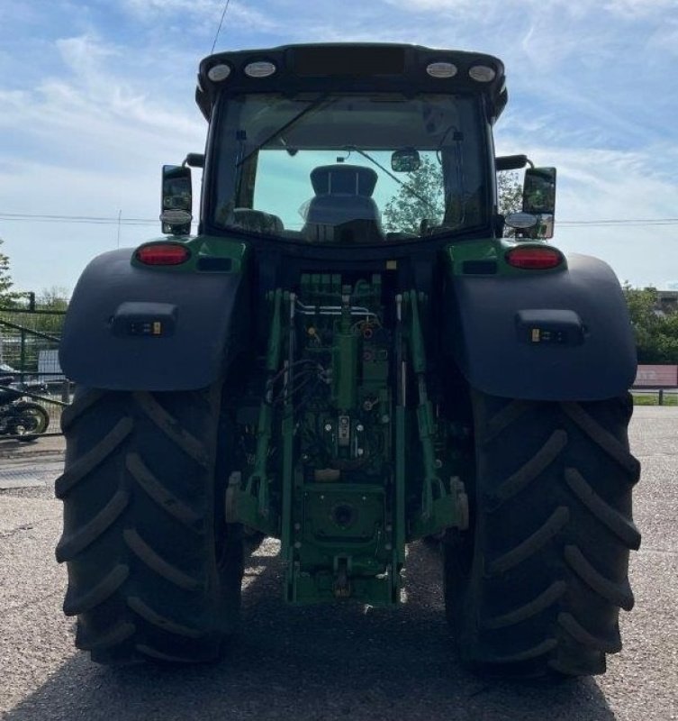 Traktor Türe ait John Deere 6195R AutoPower. Ultimate light pakke. AutoTrac aktiveret. 10" Command center m Joy stick. Ring til Ulrik på 40255544. Jeg snakker Jysk, tysk og engelsk., Gebrauchtmaschine içinde Kolding (resim 8)