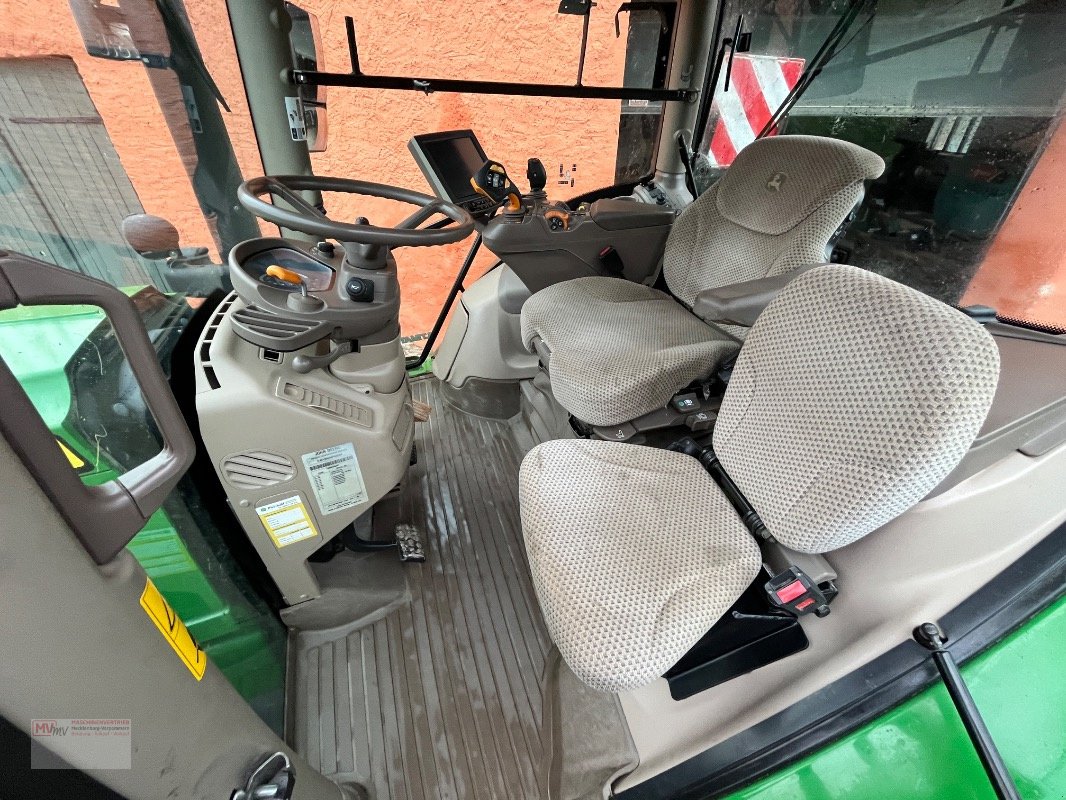 Traktor tip John Deere 6195R CommandPro, Gebrauchtmaschine in Neubrandenburg (Poză 12)