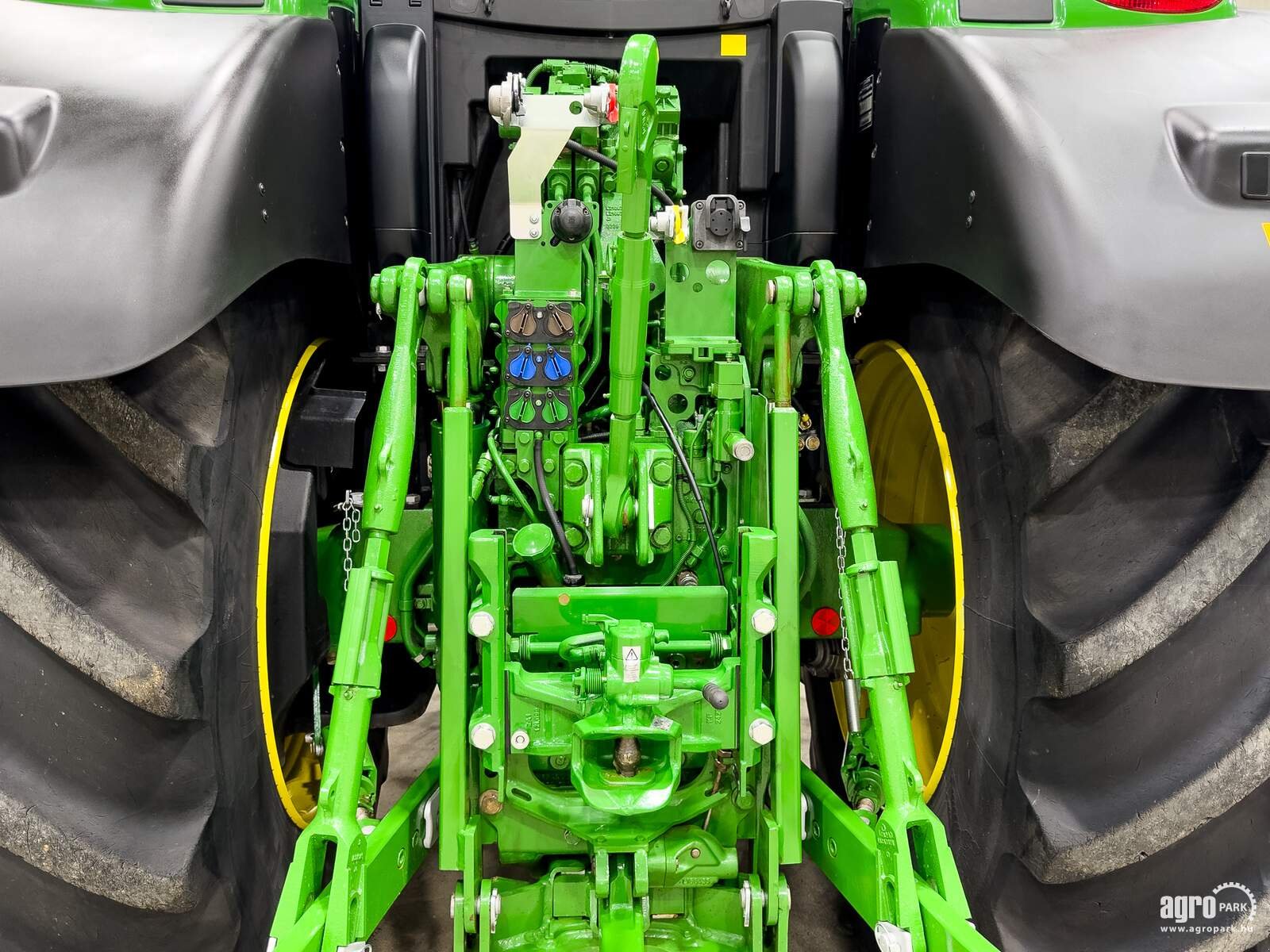 Traktor Türe ait John Deere 6195R, Gebrauchtmaschine içinde Csengele (resim 7)