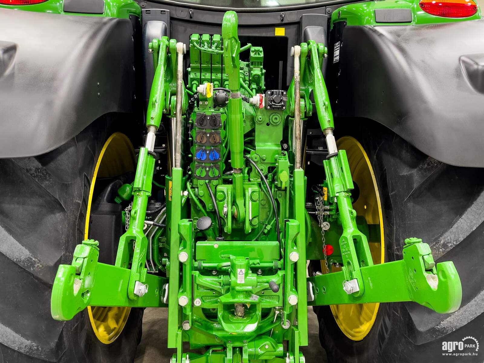 Traktor del tipo John Deere 6195R, Gebrauchtmaschine en Csengele (Imagen 7)