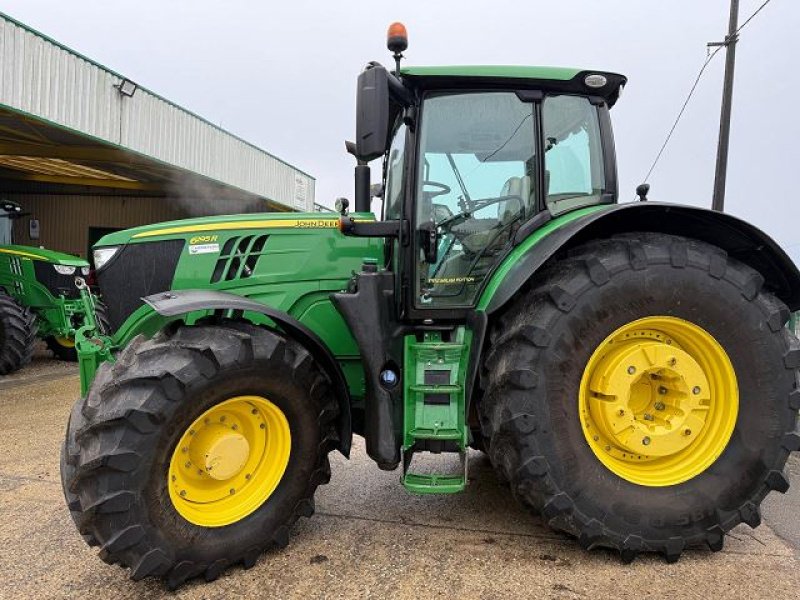 Traktor des Typs John Deere 6195R, Gebrauchtmaschine in BOSC LE HARD (Bild 1)