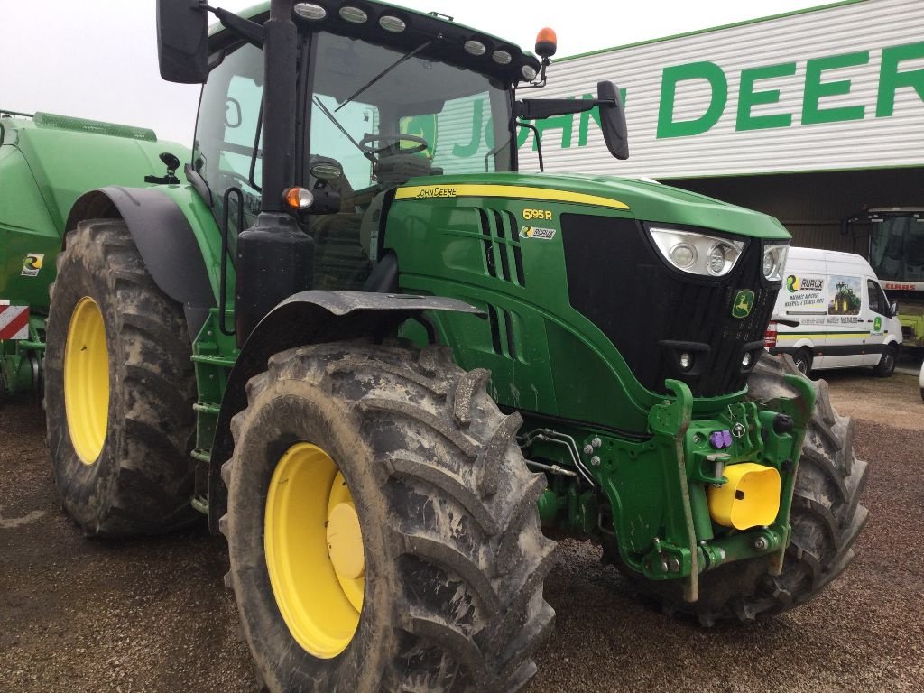 Traktor of the type John Deere 6195R, Gebrauchtmaschine in LISIEUX (Picture 3)