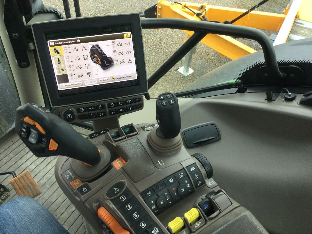 Traktor of the type John Deere 6195R, Gebrauchtmaschine in LISIEUX (Picture 5)