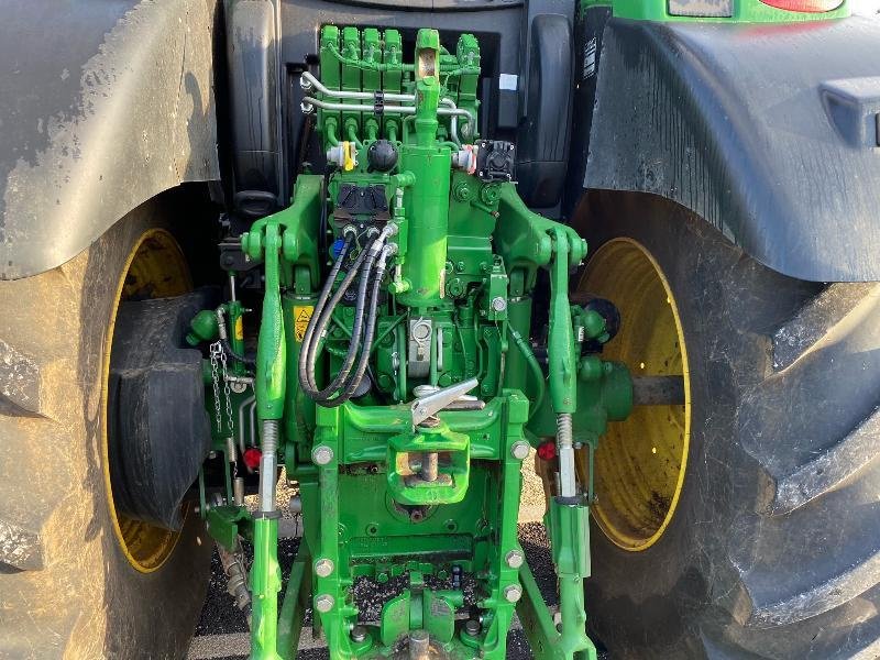 Traktor van het type John Deere 6195R, Gebrauchtmaschine in MONTIGNY LE ROI (Foto 4)