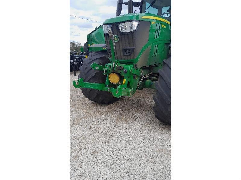 Traktor van het type John Deere 6195R, Gebrauchtmaschine in MONTIGNY LE ROI (Foto 3)