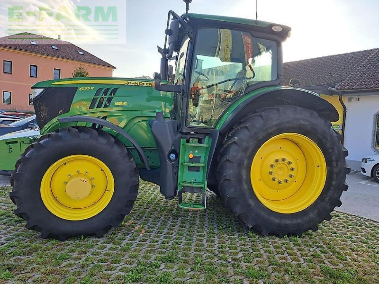 Traktor от тип John Deere 6195r, Gebrauchtmaschine в GROBELNO (Снимка 10)