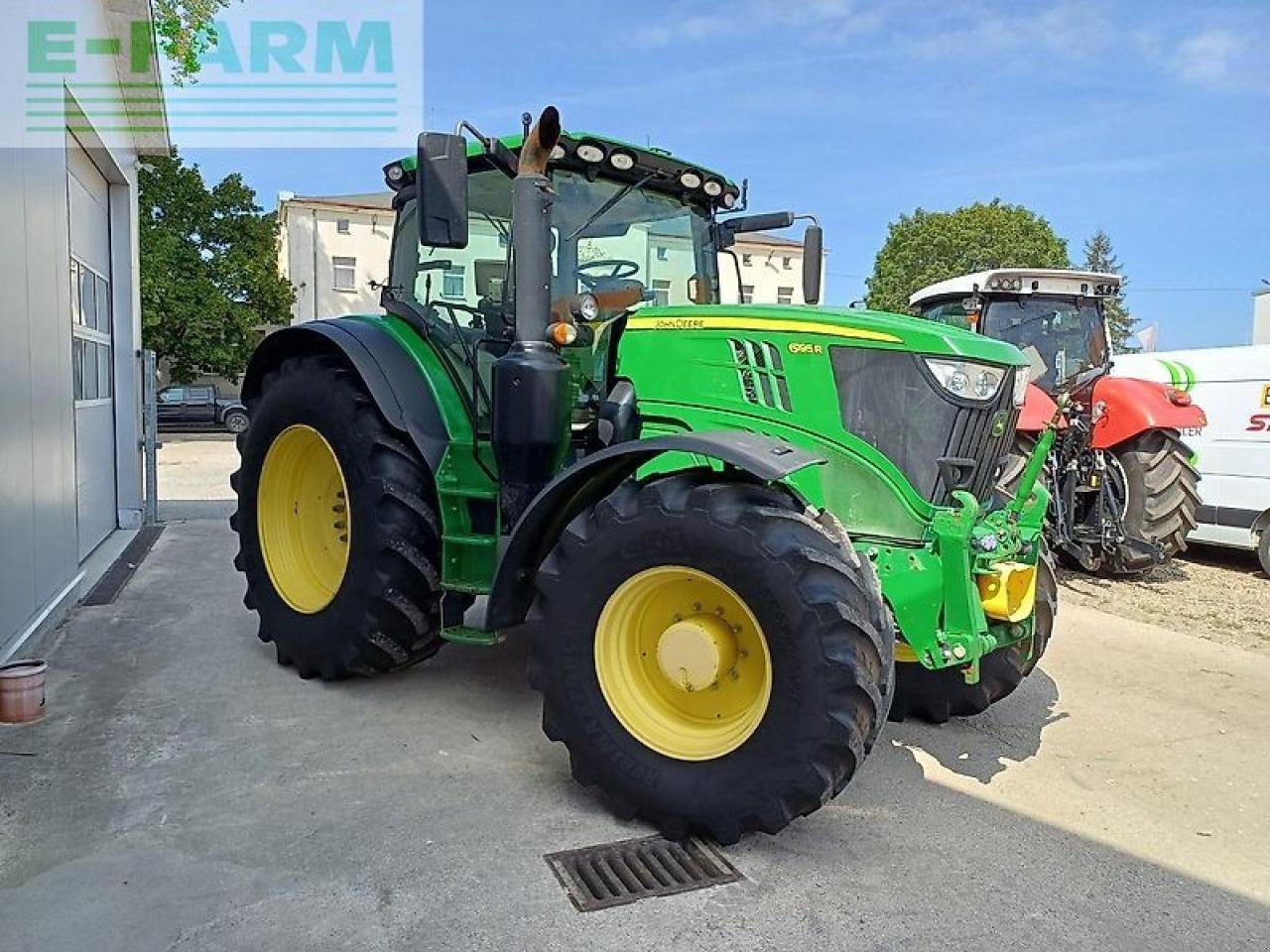 Traktor van het type John Deere 6195r, Gebrauchtmaschine in SKARBIMIERZ – OSIEDLE (Foto 1)