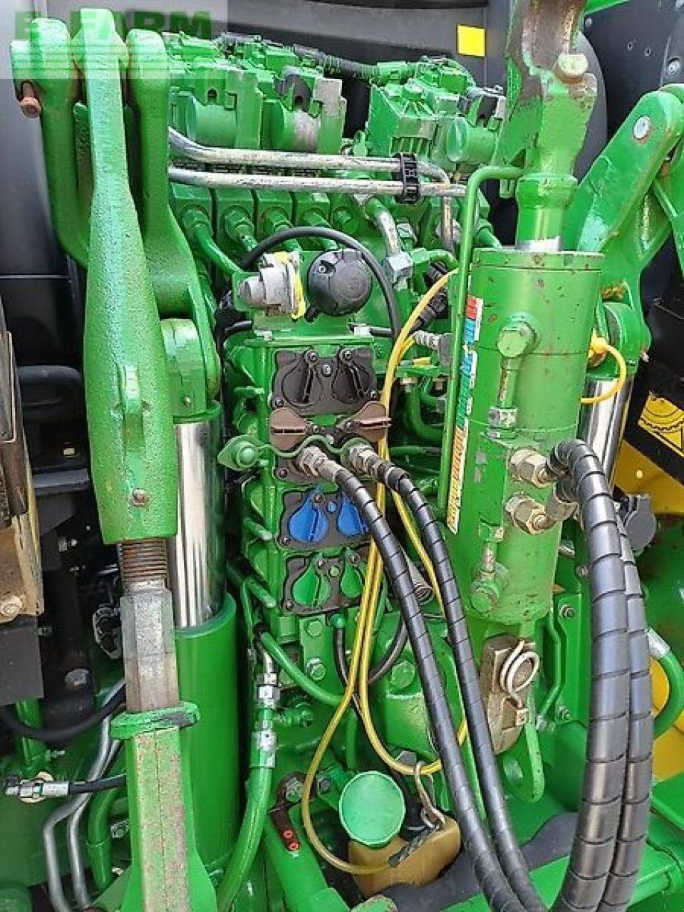 Traktor des Typs John Deere 6195r, Gebrauchtmaschine in SKARBIMIERZ – OSIEDLE (Bild 7)