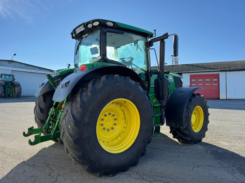 Traktor van het type John Deere 6195R, Gebrauchtmaschine in GUERET (Foto 4)