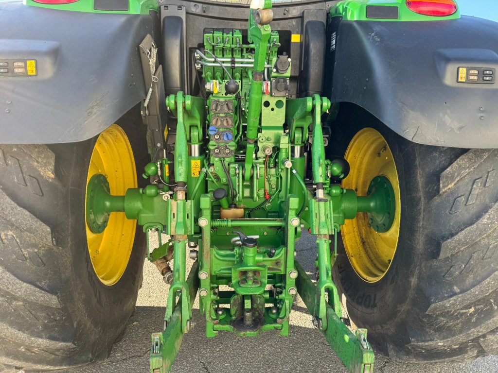 Traktor van het type John Deere 6195R, Gebrauchtmaschine in GUERET (Foto 7)