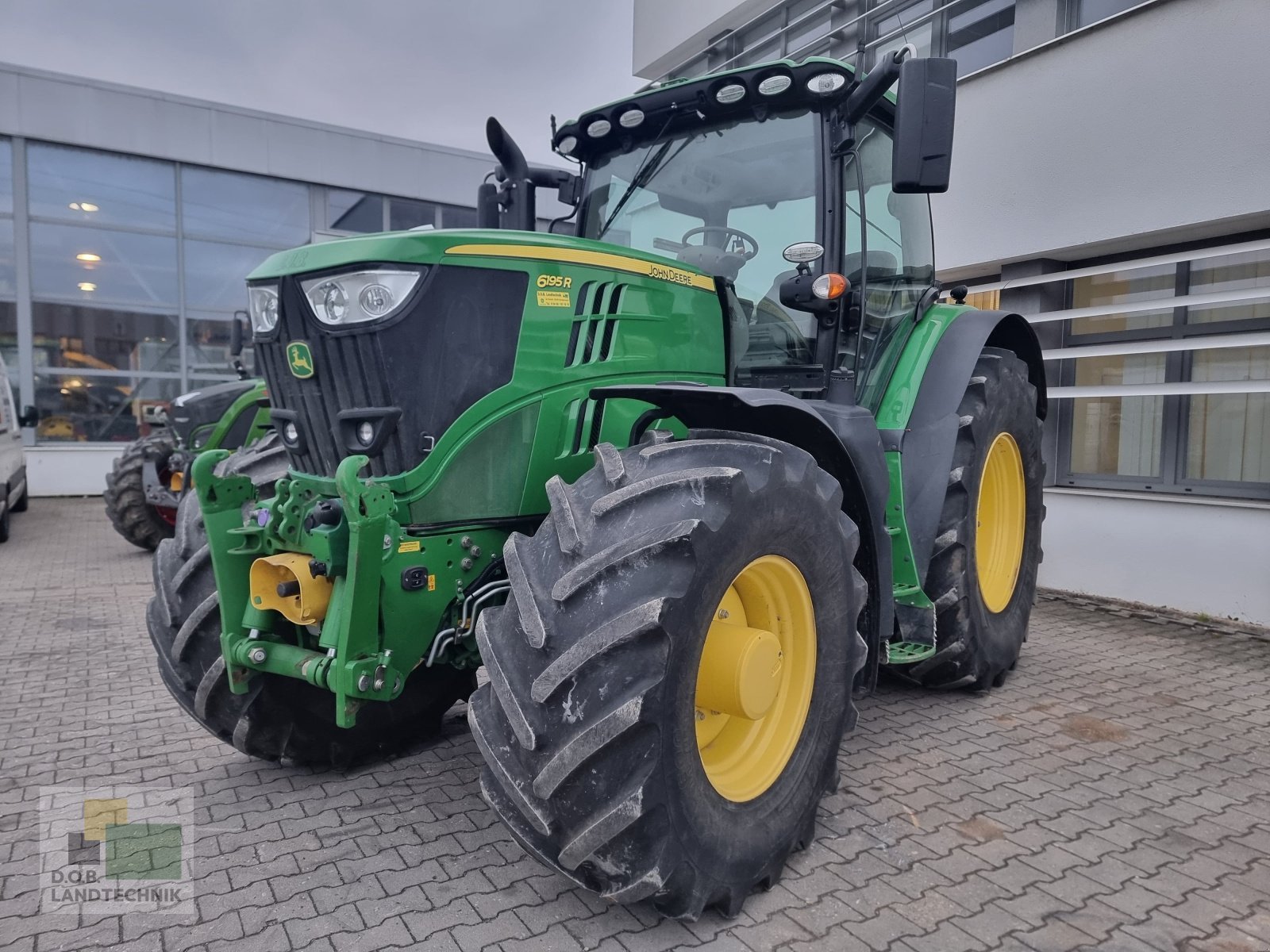 Traktor tip John Deere 6195R, Gebrauchtmaschine in Regensburg (Poză 1)