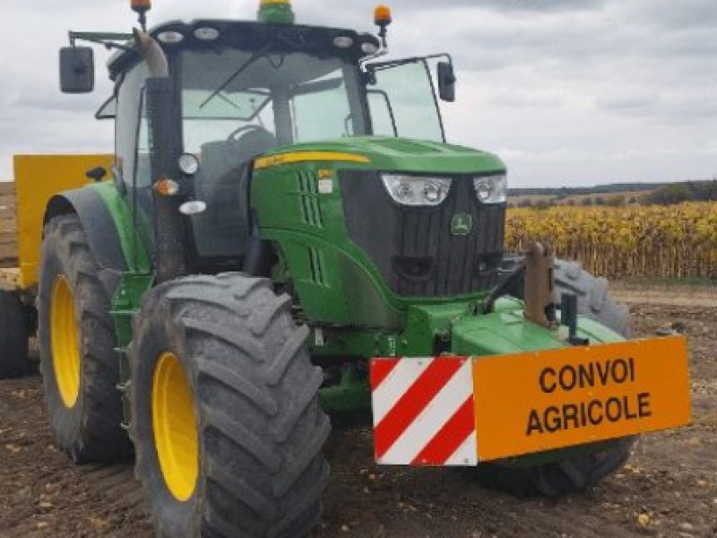 Traktor van het type John Deere 6210 R, Gebrauchtmaschine in ENNEZAT (Foto 1)