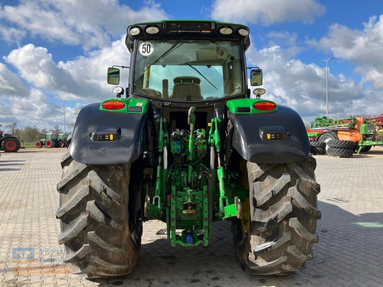 Traktor of the type John Deere 6210R AUTOPOWER 50, Gebrauchtmaschine in Osterburg (Picture 4)