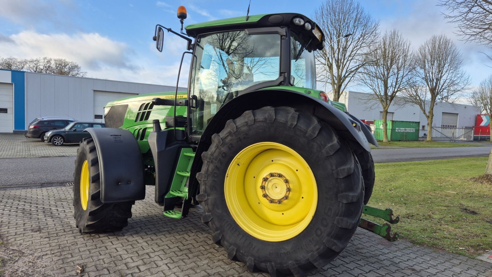 Traktor des Typs John Deere 6210R DD 50Kmh. Lucht TLS, Gebrauchtmaschine in Schoonebeek (Bild 4)