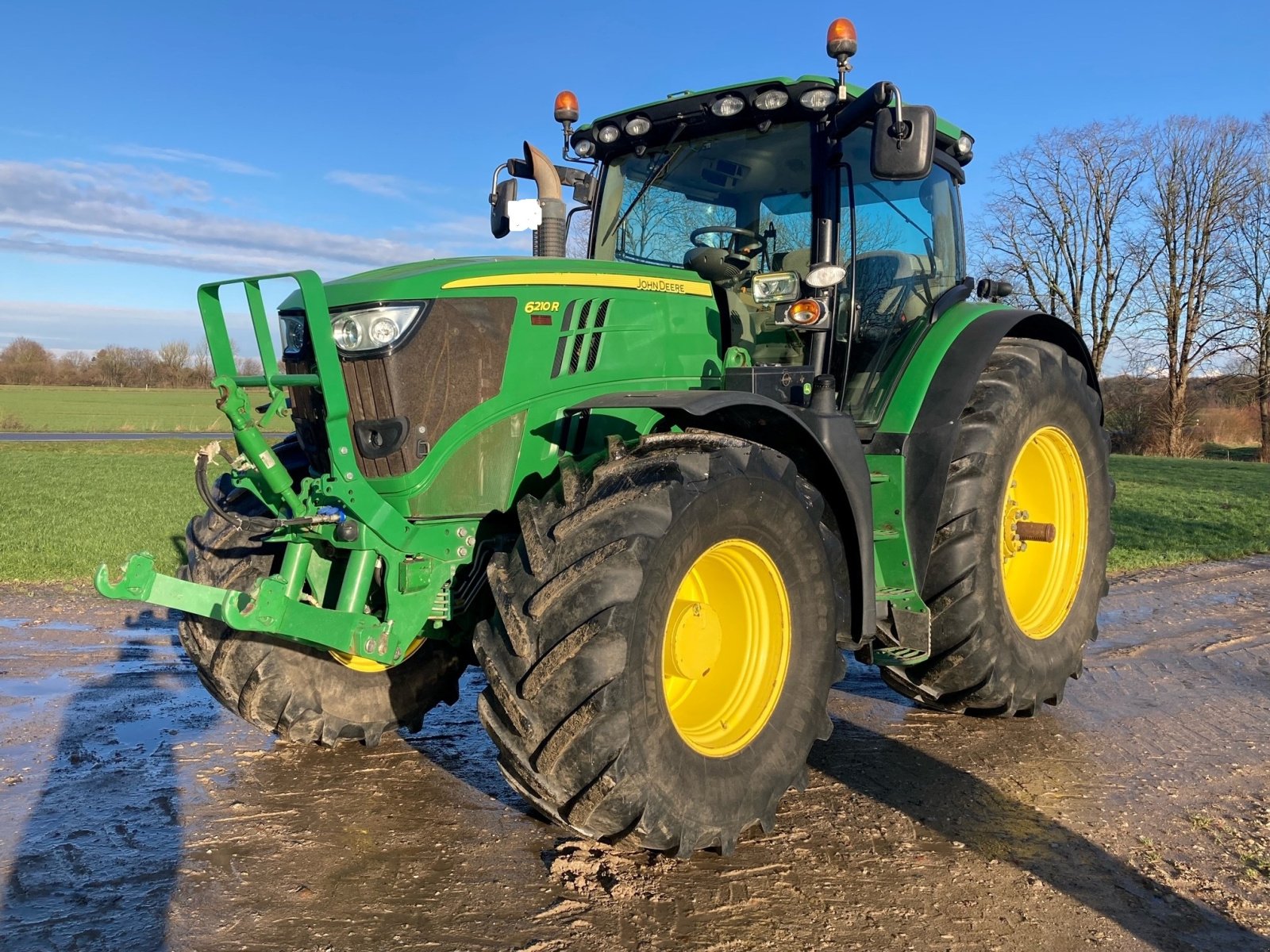 Traktor des Typs John Deere 6210R Direct Drive, Gebrauchtmaschine in Sterup (Bild 1)