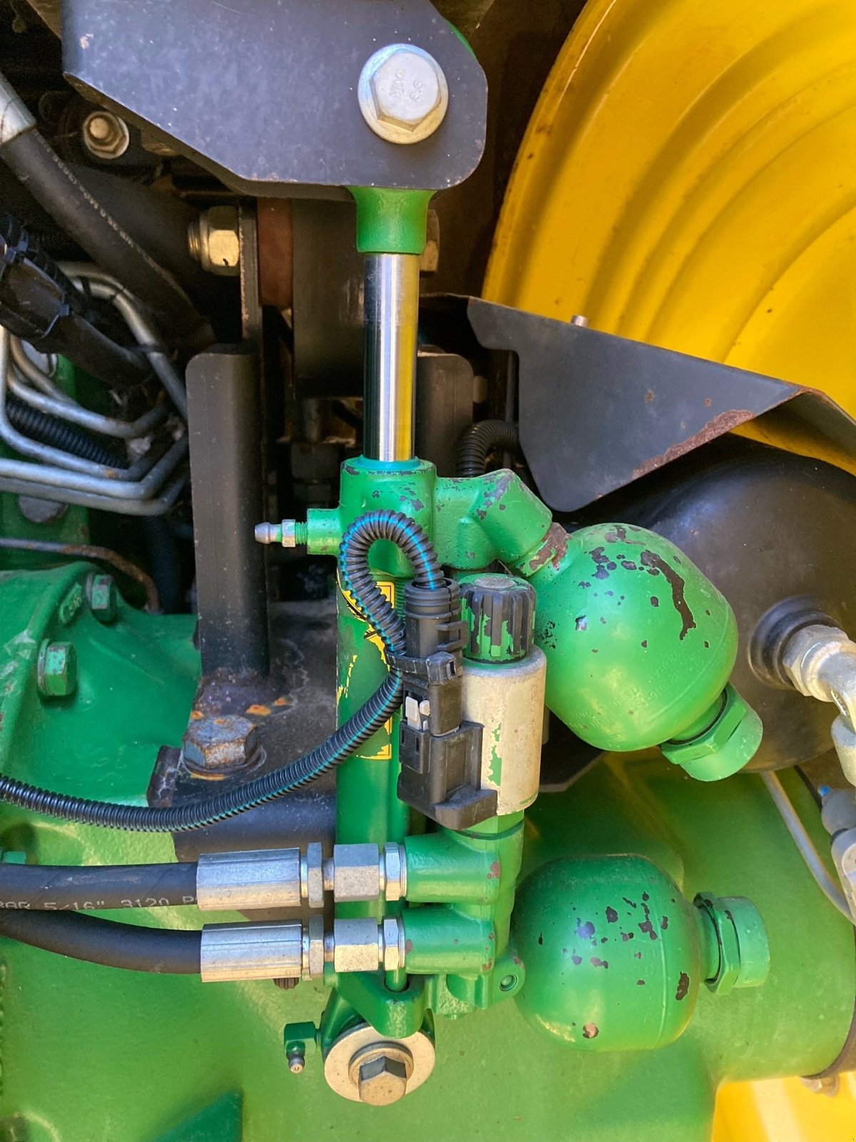 Traktor des Typs John Deere 6210R Direct Drive, Gebrauchtmaschine in Sterup (Bild 18)