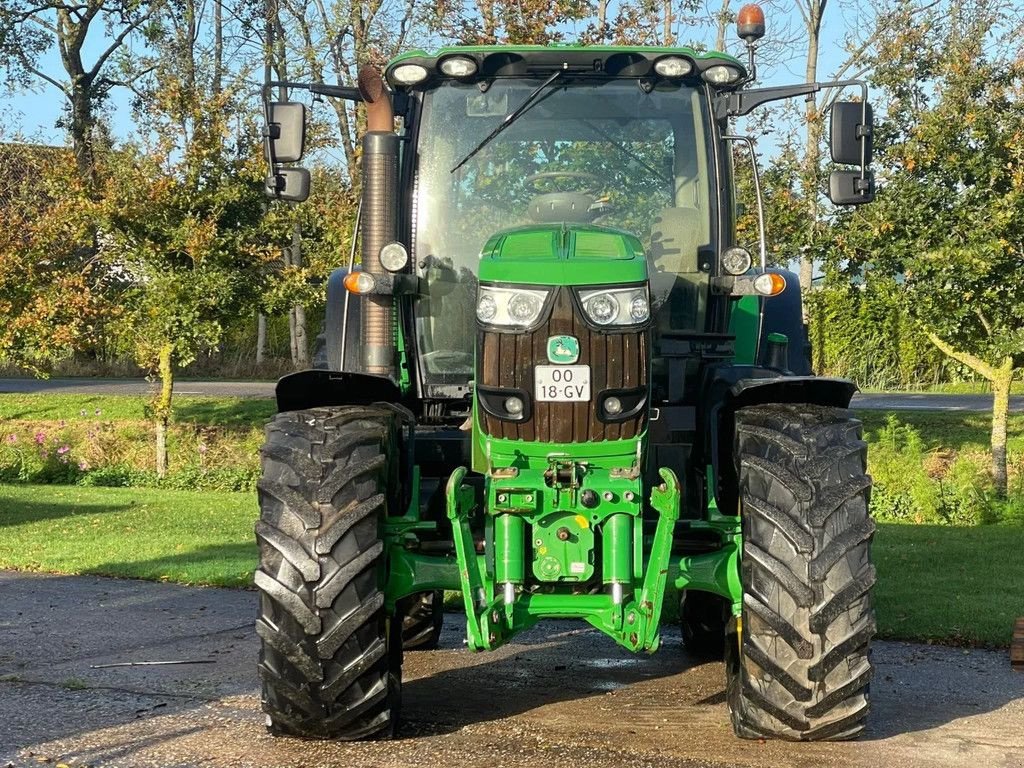 Traktor от тип John Deere 6210R JD 6210R Direct Drive Front PTO AIRCO, Gebrauchtmaschine в Ruinerwold (Снимка 10)