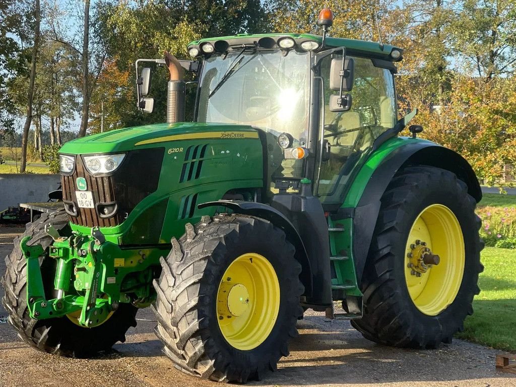 Traktor van het type John Deere 6210R JD 6210R Direct Drive Front PTO AIRCO, Gebrauchtmaschine in Ruinerwold (Foto 5)