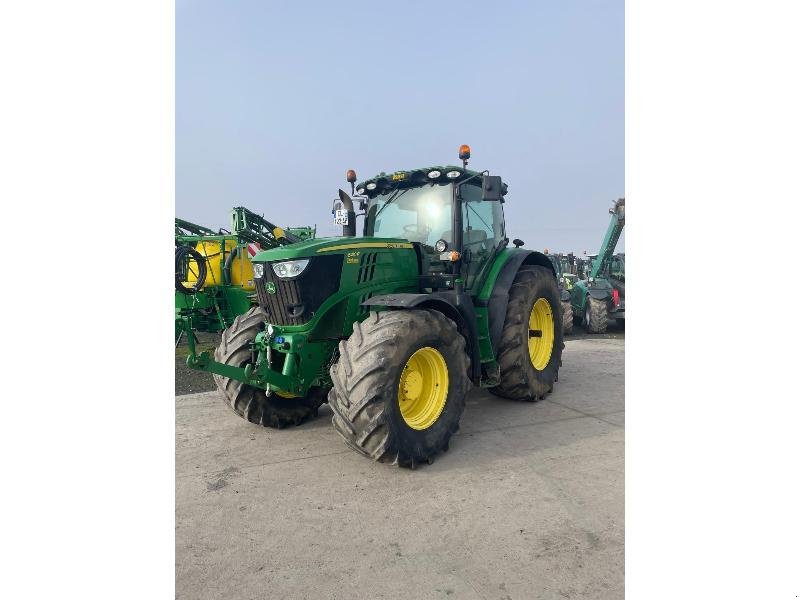 Traktor tipa John Deere 6210R, Gebrauchtmaschine u Richebourg (Slika 1)