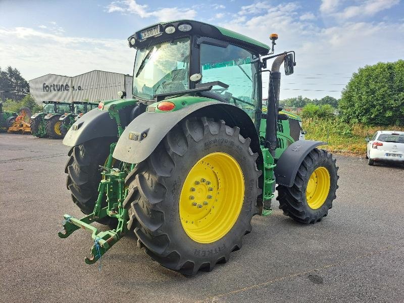 Traktor типа John Deere 6210R, Gebrauchtmaschine в SAINT GENEST D'AMBIERE (Фотография 3)