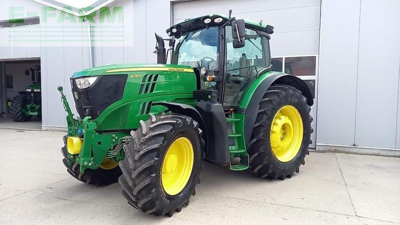 Traktor typu John Deere 6210r, Gebrauchtmaschine w SKARBIMIERZ – OSIEDLE (Zdjęcie 3)