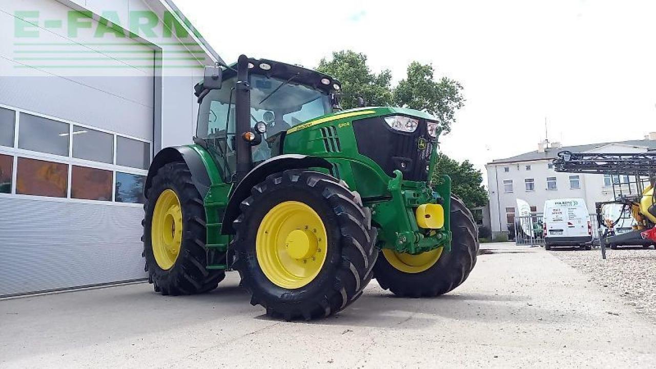 Traktor typu John Deere 6210r, Gebrauchtmaschine w SKARBIMIERZ – OSIEDLE (Zdjęcie 9)