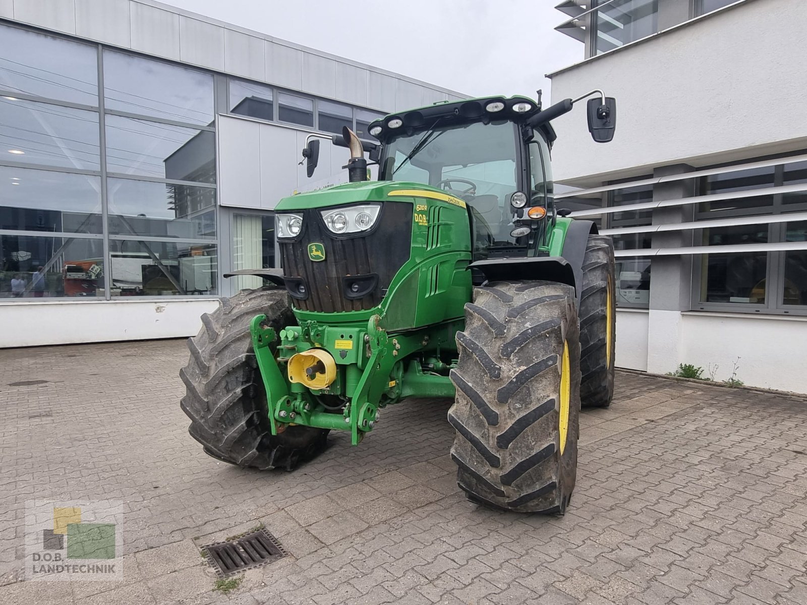 Traktor tip John Deere 6210R, Gebrauchtmaschine in Regensburg (Poză 2)