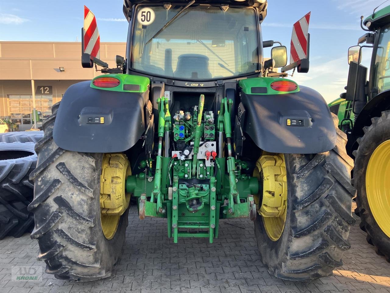 Traktor van het type John Deere 6210R, Gebrauchtmaschine in Spelle (Foto 9)