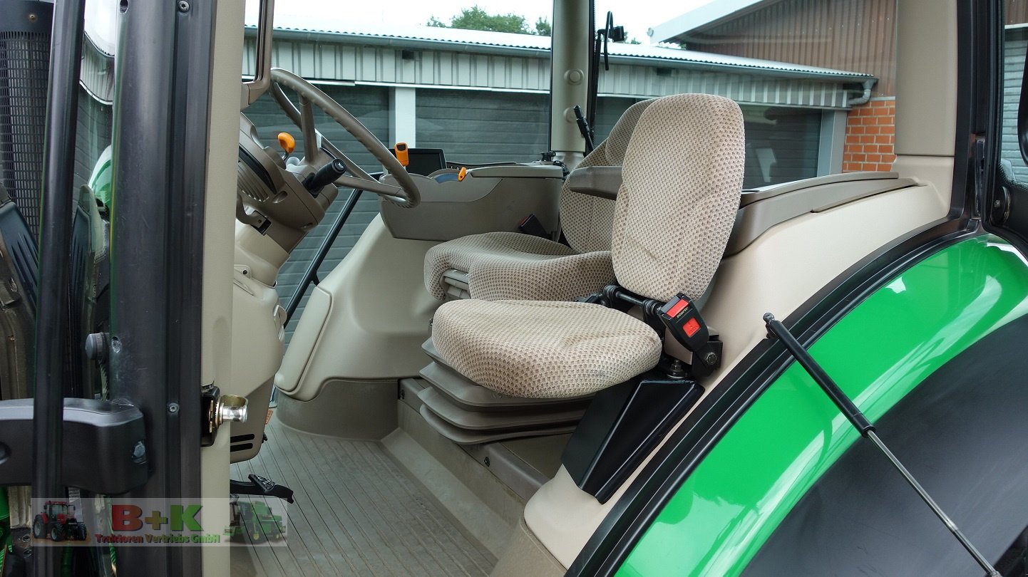 Traktor van het type John Deere 6210R, Gebrauchtmaschine in Kettenkamp (Foto 17)