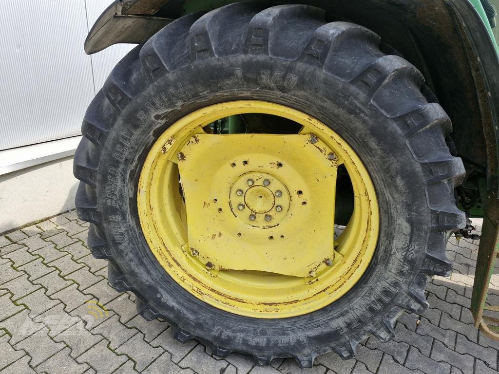 Traktor van het type John Deere 6210SE, Gebrauchtmaschine in Neuenkirchen-Vörden (Foto 16)